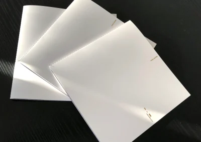 packaging personalizzato packaging in cartone packaging di lusso astucci rigidi personalizzati cofanetti premium scatole in cartone su misura espositori in cartone espositori personalizzati espositori punto vendita materiali punto vendita allestimento punto vendita totem espositivi soluzioni cartotecniche lavorazioni cartotecniche fustellati in cartone prototipi packaging progettazione grafica packaging studio grafico packaging produzione cartotecnica finiture speciali per packaging stampa e nobilitazioni design packaging packaging sostenibile in cartone box magnetici personalizzati Climatizzazione e tecnologia termica espositori per prodotti tecnici pannelli informativi per showroom totem per prodotti tecnologici soluzioni espositive per climatizzazione allestimenti per showroom tecnici materiali grafici per settore termico Bici e componentistica tecnica packaging per componenti tecnici espositori per prodotti sportivi espositori per negozi di biciclette box per accessori technical gear materiali espositivi per settore bike grafiche per prodotti sportivi Abbigliamento tecnico espositori per abbigliamento tecnico cartellini per capi sportivi materiali retail per abbigliamento packaging per accessori sportivi display per negozi outdoor Arredo, cucine e design espositori per showroom design packaging per componenti di arredo materiali per negozi di design espositori per cucine e complementi soluzioni espositive premium grafiche per prodotti di design Gioielli, cosmetica, regalistica astucci per gioielli packaging cosmetico di lusso cofanetti per prodotti premium scatole regalo personalizzate packaging elegante per retail espositori cosmetici da banco Vino, spirits, marmo astucci per bottiglie packaging per vino e spirits espositori da banco per cantina cofanetti premium per distillerie espositori per pietra e materiali naturali materiali grafici per settore marmo prototipazione rapida packaging progettazione creativa interna consulenza grafica packaging scelta materiali cartotecnici sviluppo layout espositivi produzione interna su misura lavorazioni di pregio su carta design su misura per brand packaging che valorizza il prodotto espositori resistenti e personalizzati