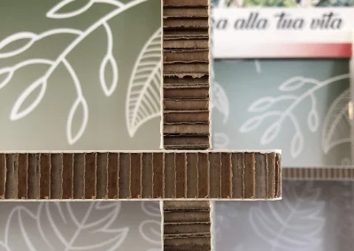 packaging personalizzato packaging in cartone packaging di lusso astucci rigidi personalizzati cofanetti premium scatole in cartone su misura espositori in cartone espositori personalizzati espositori punto vendita materiali punto vendita allestimento punto vendita totem espositivi soluzioni cartotecniche lavorazioni cartotecniche fustellati in cartone prototipi packaging progettazione grafica packaging studio grafico packaging produzione cartotecnica finiture speciali per packaging stampa e nobilitazioni design packaging packaging sostenibile in cartone box magnetici personalizzati Climatizzazione e tecnologia termica espositori per prodotti tecnici pannelli informativi per showroom totem per prodotti tecnologici soluzioni espositive per climatizzazione allestimenti per showroom tecnici materiali grafici per settore termico Bici e componentistica tecnica packaging per componenti tecnici espositori per prodotti sportivi espositori per negozi di biciclette box per accessori technical gear materiali espositivi per settore bike grafiche per prodotti sportivi Abbigliamento tecnico espositori per abbigliamento tecnico cartellini per capi sportivi materiali retail per abbigliamento packaging per accessori sportivi display per negozi outdoor Arredo, cucine e design espositori per showroom design packaging per componenti di arredo materiali per negozi di design espositori per cucine e complementi soluzioni espositive premium grafiche per prodotti di design Gioielli, cosmetica, regalistica astucci per gioielli packaging cosmetico di lusso cofanetti per prodotti premium scatole regalo personalizzate packaging elegante per retail espositori cosmetici da banco Vino, spirits, marmo astucci per bottiglie packaging per vino e spirits espositori da banco per cantina cofanetti premium per distillerie espositori per pietra e materiali naturali materiali grafici per settore marmo prototipazione rapida packaging progettazione creativa interna consulenza grafica packaging scelta materiali cartotecnici sviluppo layout espositivi produzione interna su misura lavorazioni di pregio su carta design su misura per brand packaging che valorizza il prodotto espositori resistenti e personalizzati