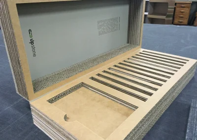 packaging personalizzato packaging in cartone packaging di lusso astucci rigidi personalizzati cofanetti premium scatole in cartone su misura espositori in cartone espositori personalizzati espositori punto vendita materiali punto vendita allestimento punto vendita totem espositivi soluzioni cartotecniche lavorazioni cartotecniche fustellati in cartone prototipi packaging progettazione grafica packaging studio grafico packaging produzione cartotecnica finiture speciali per packaging stampa e nobilitazioni design packaging packaging sostenibile in cartone box magnetici personalizzati Climatizzazione e tecnologia termica espositori per prodotti tecnici pannelli informativi per showroom totem per prodotti tecnologici soluzioni espositive per climatizzazione allestimenti per showroom tecnici materiali grafici per settore termico Bici e componentistica tecnica packaging per componenti tecnici espositori per prodotti sportivi espositori per negozi di biciclette box per accessori technical gear materiali espositivi per settore bike grafiche per prodotti sportivi Abbigliamento tecnico espositori per abbigliamento tecnico cartellini per capi sportivi materiali retail per abbigliamento packaging per accessori sportivi display per negozi outdoor Arredo, cucine e design espositori per showroom design packaging per componenti di arredo materiali per negozi di design espositori per cucine e complementi soluzioni espositive premium grafiche per prodotti di design Gioielli, cosmetica, regalistica astucci per gioielli packaging cosmetico di lusso cofanetti per prodotti premium scatole regalo personalizzate packaging elegante per retail espositori cosmetici da banco Vino, spirits, marmo astucci per bottiglie packaging per vino e spirits espositori da banco per cantina cofanetti premium per distillerie espositori per pietra e materiali naturali materiali grafici per settore marmo prototipazione rapida packaging progettazione creativa interna consulenza grafica packaging scelta materiali cartotecnici sviluppo layout espositivi produzione interna su misura lavorazioni di pregio su carta design su misura per brand packaging che valorizza il prodotto espositori resistenti e personalizzati