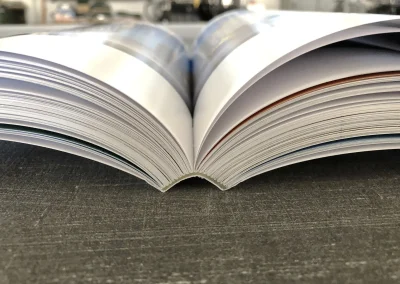 packaging personalizzato packaging in cartone packaging di lusso astucci rigidi personalizzati cofanetti premium scatole in cartone su misura espositori in cartone espositori personalizzati espositori punto vendita materiali punto vendita allestimento punto vendita totem espositivi soluzioni cartotecniche lavorazioni cartotecniche fustellati in cartone prototipi packaging progettazione grafica packaging studio grafico packaging produzione cartotecnica finiture speciali per packaging stampa e nobilitazioni design packaging packaging sostenibile in cartone box magnetici personalizzati Climatizzazione e tecnologia termica espositori per prodotti tecnici pannelli informativi per showroom totem per prodotti tecnologici soluzioni espositive per climatizzazione allestimenti per showroom tecnici materiali grafici per settore termico Bici e componentistica tecnica packaging per componenti tecnici espositori per prodotti sportivi espositori per negozi di biciclette box per accessori technical gear materiali espositivi per settore bike grafiche per prodotti sportivi Abbigliamento tecnico espositori per abbigliamento tecnico cartellini per capi sportivi materiali retail per abbigliamento packaging per accessori sportivi display per negozi outdoor Arredo, cucine e design espositori per showroom design packaging per componenti di arredo materiali per negozi di design espositori per cucine e complementi soluzioni espositive premium grafiche per prodotti di design Gioielli, cosmetica, regalistica astucci per gioielli packaging cosmetico di lusso cofanetti per prodotti premium scatole regalo personalizzate packaging elegante per retail espositori cosmetici da banco Vino, spirits, marmo astucci per bottiglie packaging per vino e spirits espositori da banco per cantina cofanetti premium per distillerie espositori per pietra e materiali naturali materiali grafici per settore marmo prototipazione rapida packaging progettazione creativa interna consulenza grafica packaging scelta materiali cartotecnici sviluppo layout espositivi produzione interna su misura lavorazioni di pregio su carta design su misura per brand packaging che valorizza il prodotto espositori resistenti e personalizzati