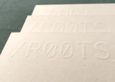 packaging personalizzato packaging in cartone packaging di lusso astucci rigidi personalizzati cofanetti premium scatole in cartone su misura espositori in cartone espositori personalizzati espositori punto vendita materiali punto vendita allestimento punto vendita totem espositivi soluzioni cartotecniche lavorazioni cartotecniche fustellati in cartone prototipi packaging progettazione grafica packaging studio grafico packaging produzione cartotecnica finiture speciali per packaging stampa e nobilitazioni design packaging packaging sostenibile in cartone box magnetici personalizzati Climatizzazione e tecnologia termica espositori per prodotti tecnici pannelli informativi per showroom totem per prodotti tecnologici soluzioni espositive per climatizzazione allestimenti per showroom tecnici materiali grafici per settore termico Bici e componentistica tecnica packaging per componenti tecnici espositori per prodotti sportivi espositori per negozi di biciclette box per accessori technical gear materiali espositivi per settore bike grafiche per prodotti sportivi Abbigliamento tecnico espositori per abbigliamento tecnico cartellini per capi sportivi materiali retail per abbigliamento packaging per accessori sportivi display per negozi outdoor Arredo, cucine e design espositori per showroom design packaging per componenti di arredo materiali per negozi di design espositori per cucine e complementi soluzioni espositive premium grafiche per prodotti di design Gioielli, cosmetica, regalistica astucci per gioielli packaging cosmetico di lusso cofanetti per prodotti premium scatole regalo personalizzate packaging elegante per retail espositori cosmetici da banco Vino, spirits, marmo astucci per bottiglie packaging per vino e spirits espositori da banco per cantina cofanetti premium per distillerie espositori per pietra e materiali naturali materiali grafici per settore marmo prototipazione rapida packaging progettazione creativa interna consulenza grafica packaging scelta materiali cartotecnici sviluppo layout espositivi produzione interna su misura lavorazioni di pregio su carta design su misura per brand packaging che valorizza il prodotto espositori resistenti e personalizzati